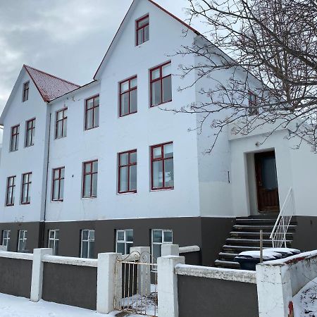 Day Dream Central Akureyri Two Bedroom Apartment Dış mekan fotoğraf